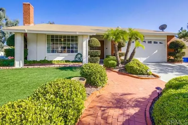 10643 Ironwood Avenue, Santee, CA 92071