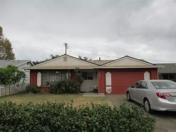 9746 Chestnut St., Lakeside, CA 92040