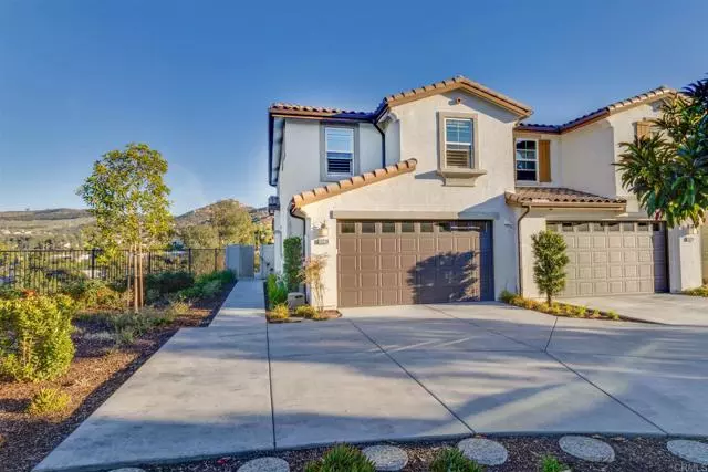 Lakeside, CA 92040,13228 N Peak Vista Dr