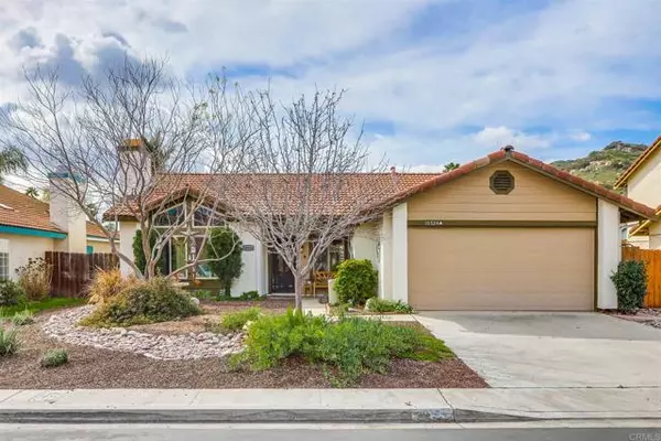 10324 Paseo Palmas Drive, Lakeside, CA 92040