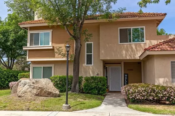 10727 HOLLY MEADOWS DR #D, Santee, CA 92071