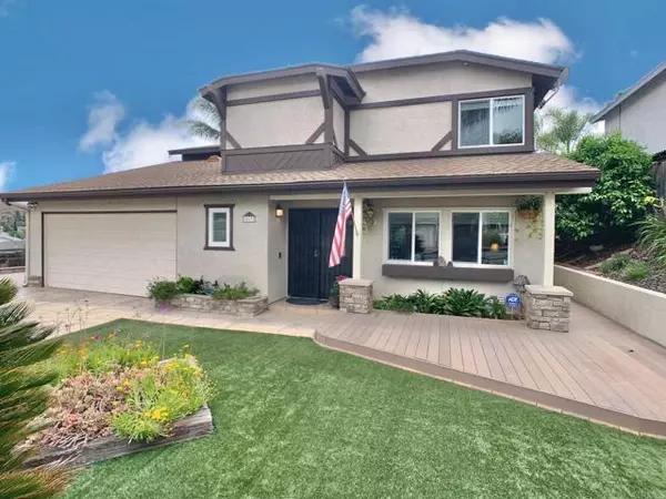 10131 Prince Charming Lane, Santee, CA 92071