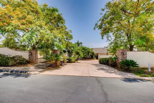 13706 Acorn Circle, Valley Center, CA 92082