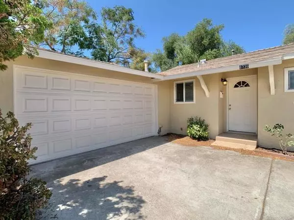 8736 Big Rock Road, Santee, CA 92071