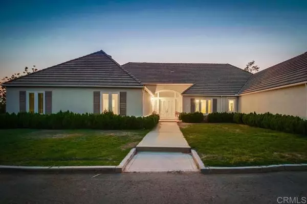 2735 Via Chinarros, Alpine, CA 91901