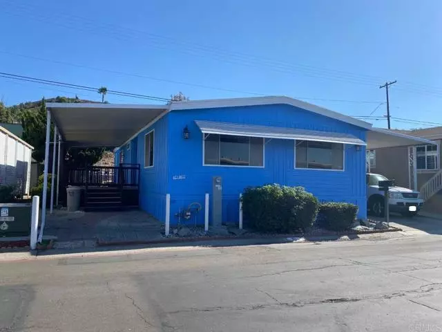 Santee, CA 92071,8701 Mesa Rd #81
