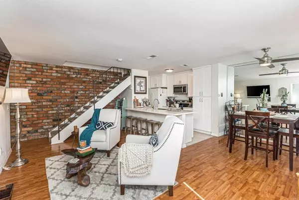 8845 Mission Greens Rd #2, Santee, CA 92071