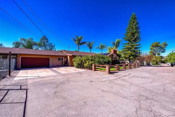 1674 Alpine Terrace Rd, Alpine, CA 91901