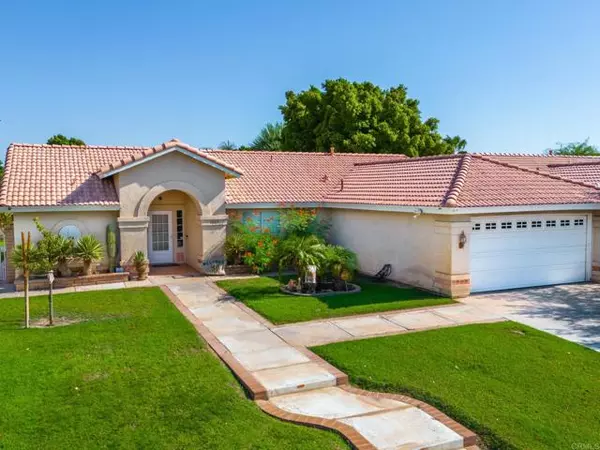 1065 Calle de sol Street, Brawley, CA 92227