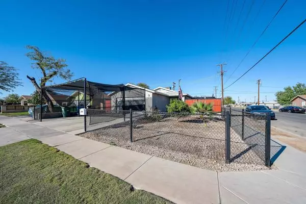 304 W Hamilton Avenue, El Centro, CA 92243