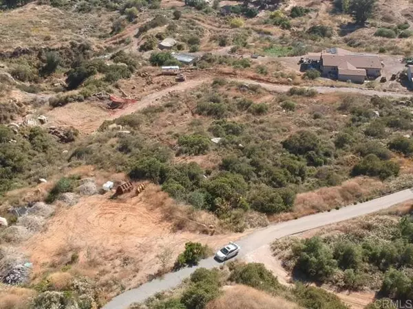 11739 Rocky Lane, Lakeside, CA 92040