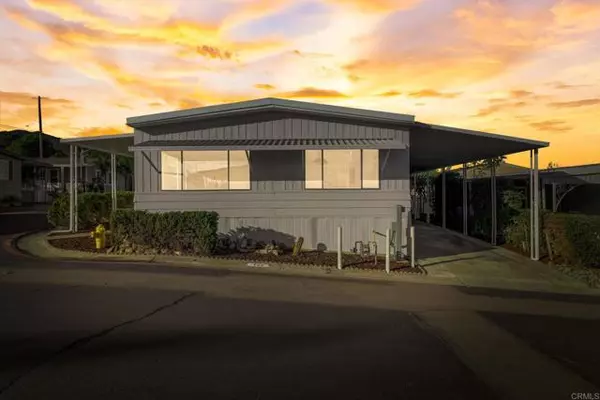 8701 Mesa Rd #132, Santee, CA 92071