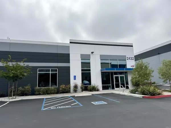 Chula Vista, CA 91914,2432 2432 FENTON ST