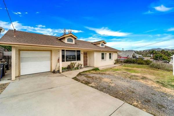 221 W Indian Rock Road, Vista, CA 92083