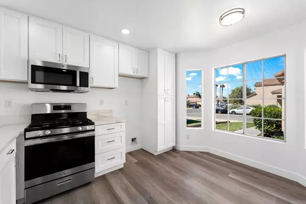 Chula Vista, CA 91913,851 Ridgewater Dr