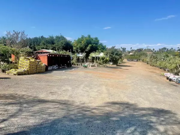 El Cajon, CA 92020,1998 E Chase Avenue