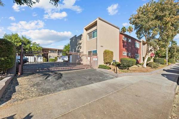 930 Peach Avenue #9, El Cajon, CA 92021