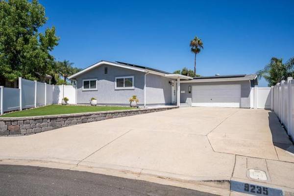 9235 Lomker Court, Santee, CA 92071