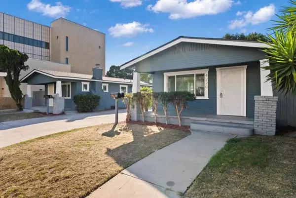 4220 Chamoune Ave, San Diego, CA 92115