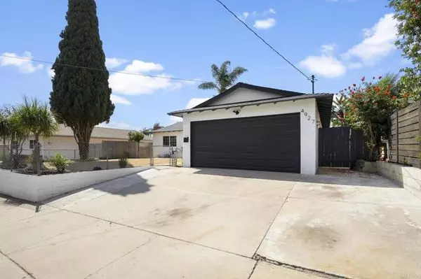 Oceanside, CA 92057,4927 Luna Drive