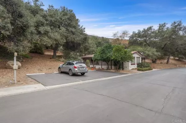 Escondido, CA 92026,8975 Lawrence Welk Drive #SPC 457