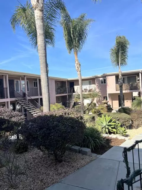 Chula Vista, CA 91910,695 Sea Vale #1B