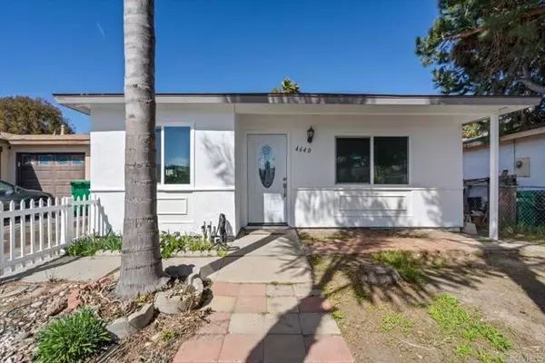 4640 Calle Del Palo, Oceanside, CA 92057