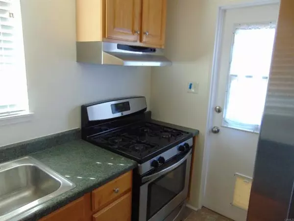 San Diego, CA 92111,7126 HYATT Street