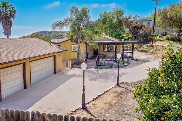 374 Lento Lane, El Cajon, CA 92021