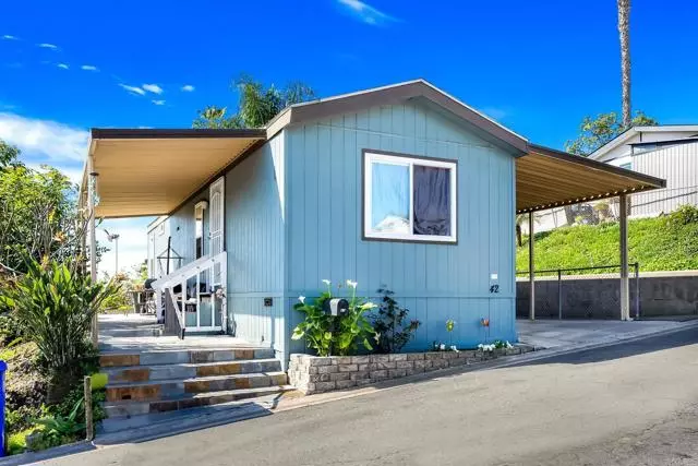 Spring Valley, CA 91977,2515 Sweetwater Rd #42