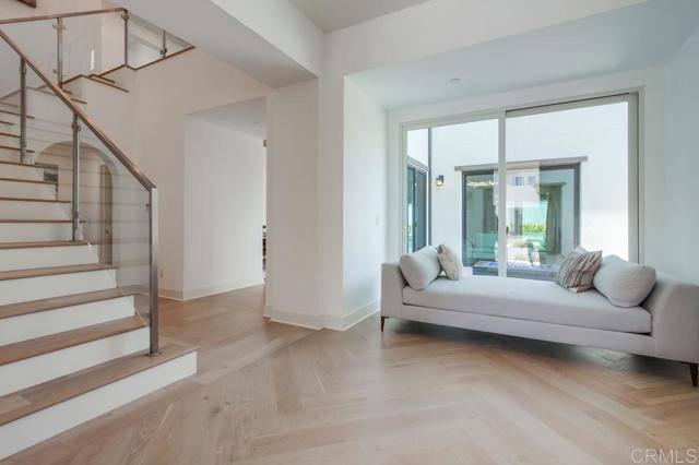 San Diego, CA 92130,6222 Artisan Way