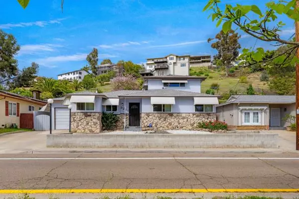 3251 Fairway Drive, La Mesa, CA 91941