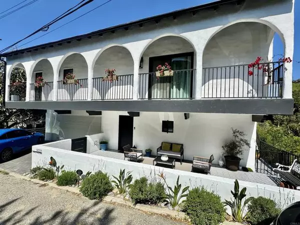 West Hollywood, CA 90069,1923 Sunset Plaza Drive Drive
