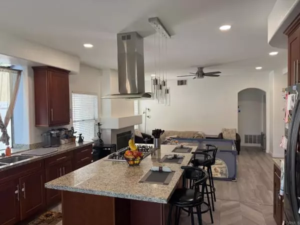 Temecula, CA 92592,43075 Corte Fresca