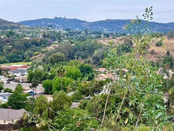 Lakeside, CA 92040,12740 Casa Vista Rd