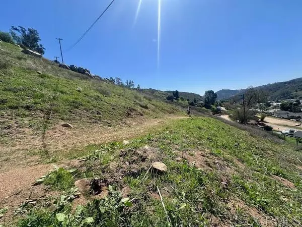 Lakeside, CA 92040,12740 Casa Vista Rd