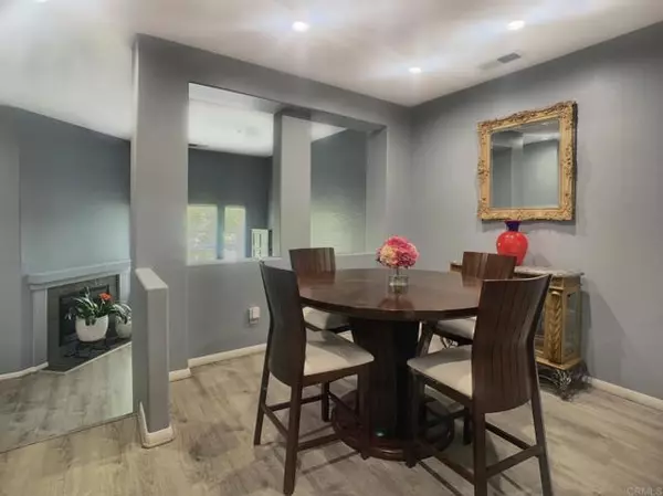 San Diego, CA 92129,7755 Via Montebello #2
