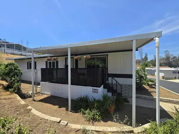 Lakeside, CA 92040,10880 Highway 67 #58