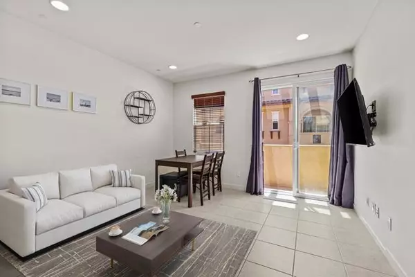 San Marcos, CA 92078,2192 Cosmo Way