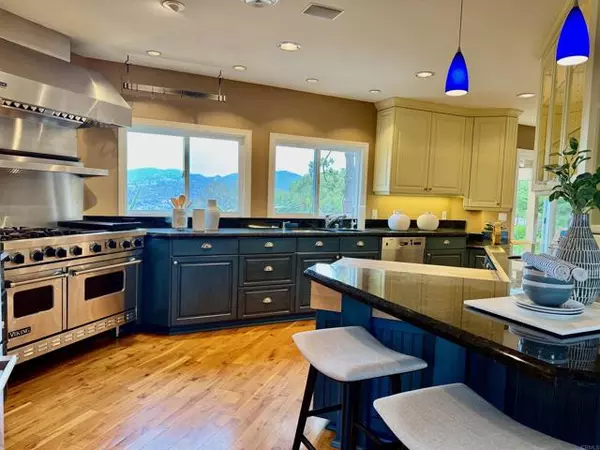 El Cajon, CA 92019,1050 Vista Sierra Drive