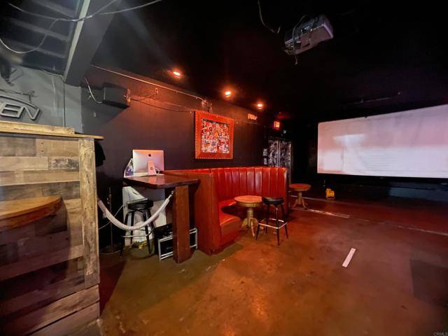 Spring Valley, CA 91977,9141 Campo Road