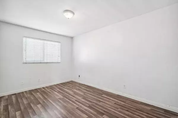 San Diego, CA 92113,4402 Delta Street #23