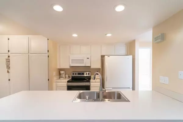 Ramona, CA 92065,23691 Country Villa Rd
