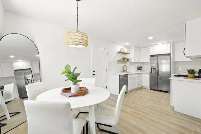 Oceanside, CA 92057,526 Roja Dr