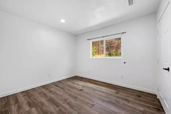 San Diego, CA 92117,4585 Mount Henry Place