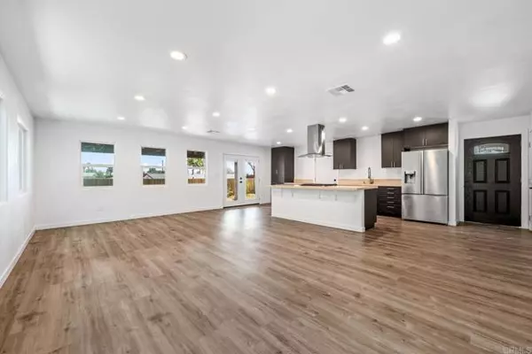 San Diego, CA 92117,4585 Mount Henry Place
