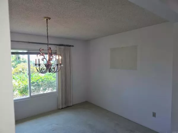 El Cajon, CA 92019,497 Vista Del Escuela