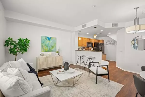 7725 El Cajon Boulevard #4, La Mesa, CA 91942