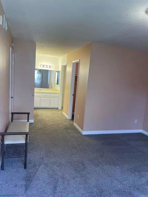 Chula Vista, CA 91911,1721 Melrose Ave #13