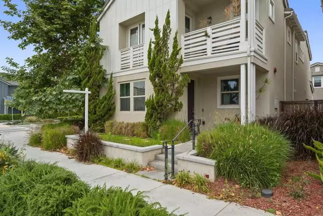 Chula Vista, CA 91913,951 Camino Aldea